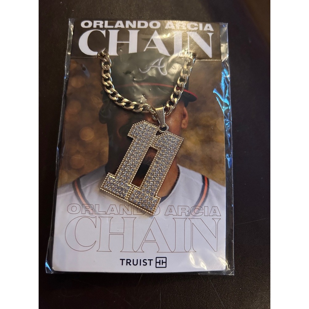 Atlanta Braves Orlando Arcia Chain. Giveaway 7/23/24 SGA *NEW*